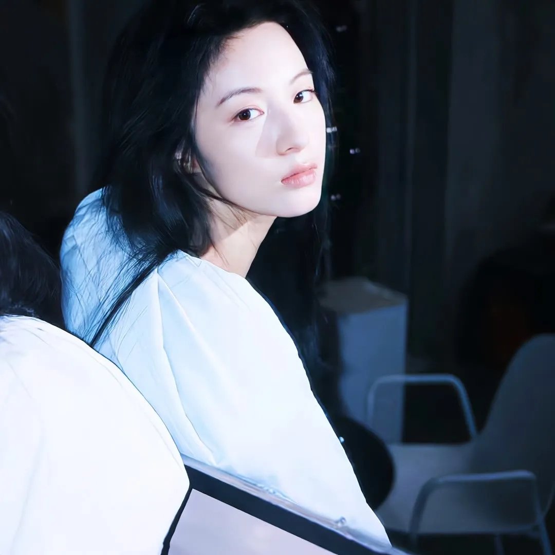 拂晓的尤娜